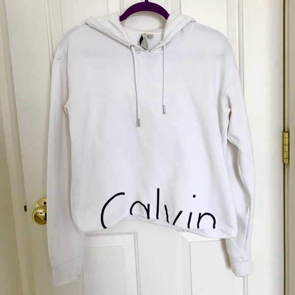 Calvin Klein Sweatshirt - Picture 2 of 4